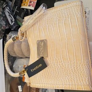 New bag wants to be loved